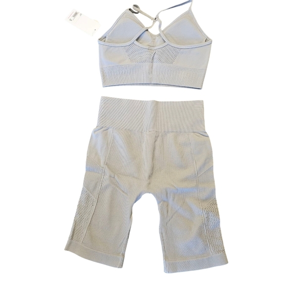 Yogalicious Lala Land Seamless Bra And Shorts Workout Set Sleet NEW - Picture 3 of 5